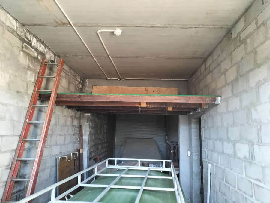 Commercial Property for Sale in Broadlands Western Cape